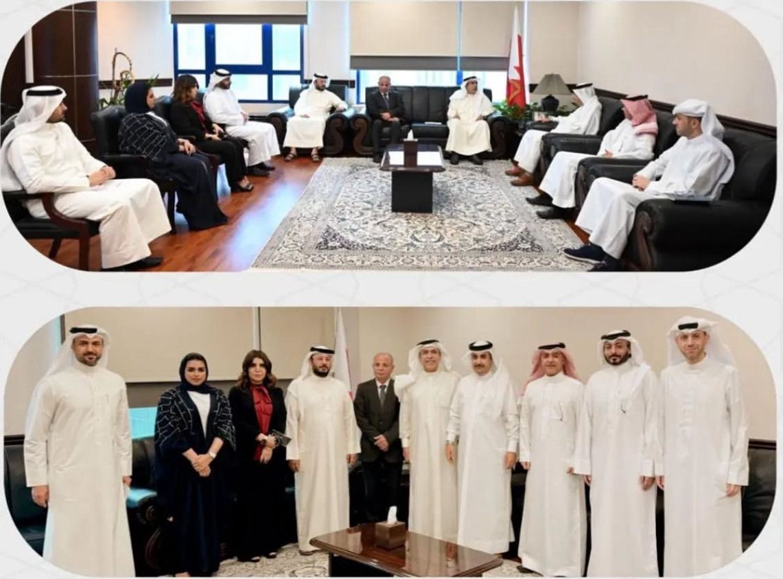 سعادة النائب العام يلتقي برئيس وأعضاء مجلس إدارة جمعية المحامين البحرينية بمناسبة انتخابهم