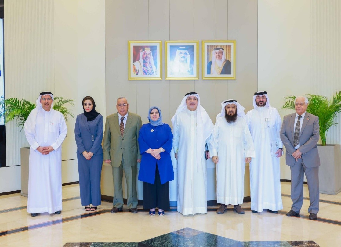 لجنة الشؤون التشريعية والقانونية بمجلس الشورى تبحث مشروع قانون المحاماة مع جمعية المحامين البحرينية